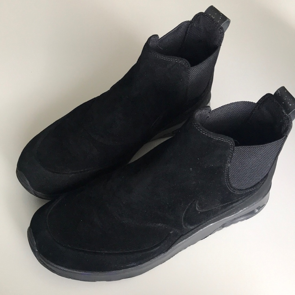Nike Air Max Thea Mid Sneaker Boot